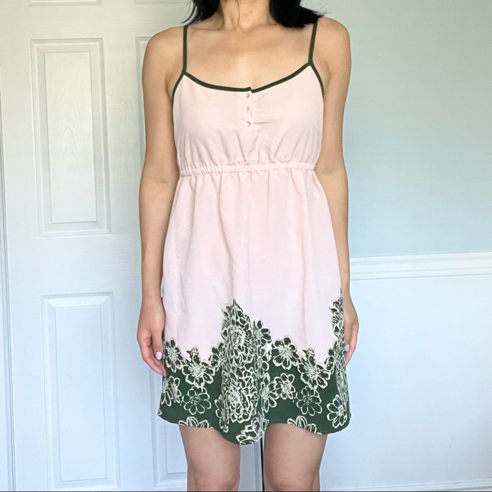 Kimchi Blue Pale Pink Minidress w/ Green Floral Print. Women’s size small.